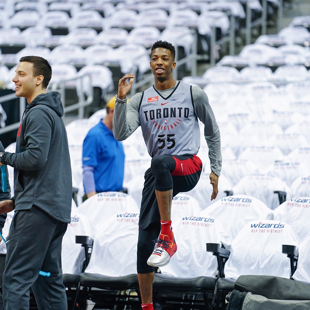 开元棋牌- 倪海厦说不跟浓眉的人来往 