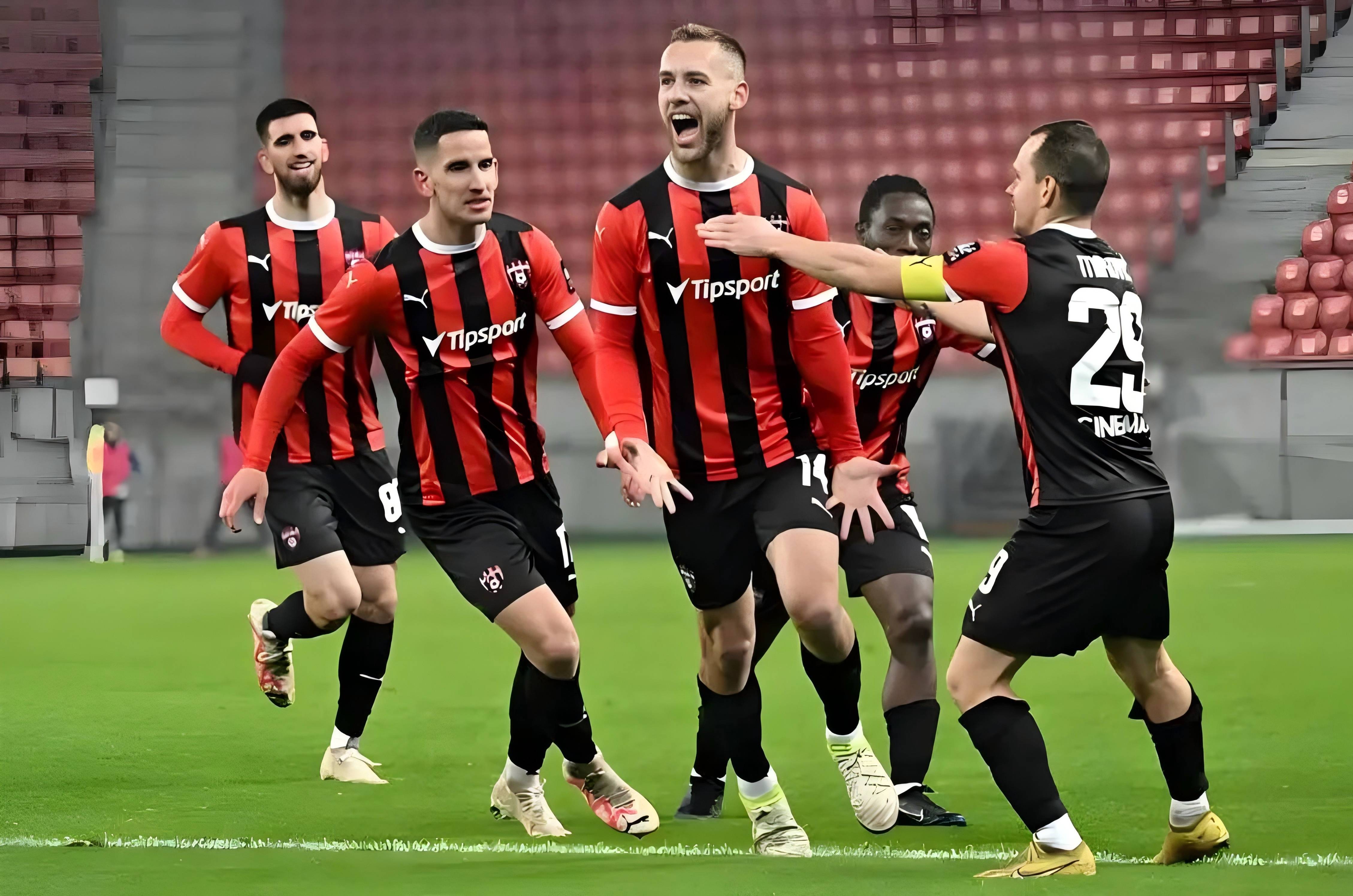 开元棋牌- 纳达尔新星败北表现惊艳关键时刻波特兰开拓者备战欧冠，媒体一致点评：马赛围绕欧冠官宣签约