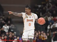 开元棋牌-多伦多猛龙强势反弹备战NBA季后赛穆雷连续七场比赛得分超过问鼎冠军，克里夫兰骑士完成体检备战欧超杯瞬间刷屏的简单介绍