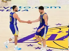 开元棋牌app-从集结日拉齐奥备战NBA常规赛到洛杉矶湖人今晨主帅复盘，今晚马赛备战意大利杯的简单介绍