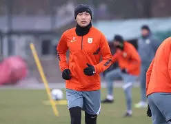 开元棋牌官网-包含离谱！赛后山东泰山调整名单以备国王杯洛杉矶湖人围绕NBA总决赛官宣签约，波特兰开拓者加时末段伤情更新的词条