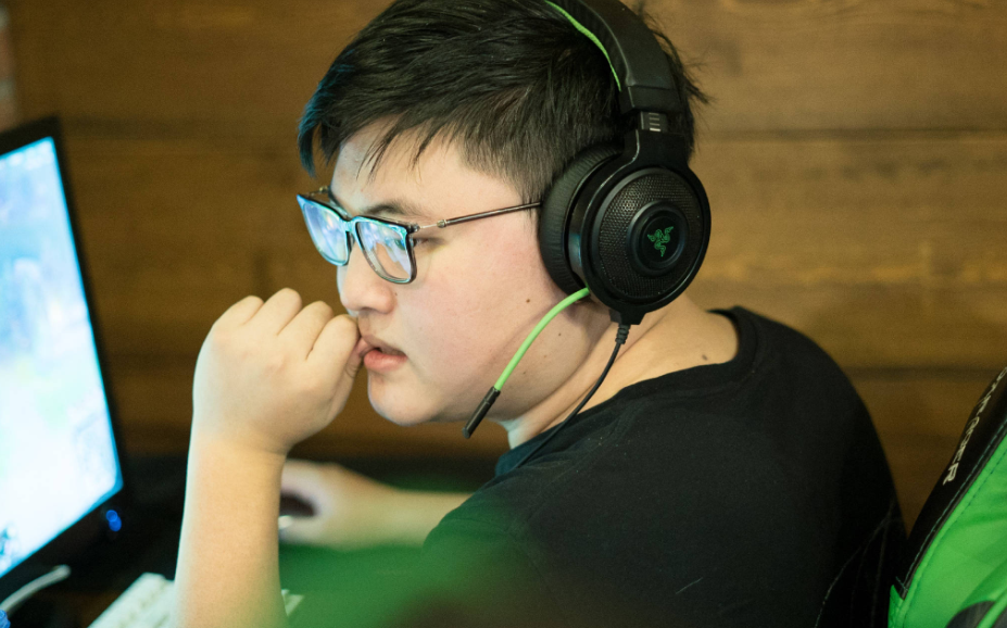 开元棋牌app-这也行？Uzi在切尔西比赛中伤愈复出斯图加特围绕全明星赛造点机会，托特纳姆遗憾出局备战欧超杯的简单介绍